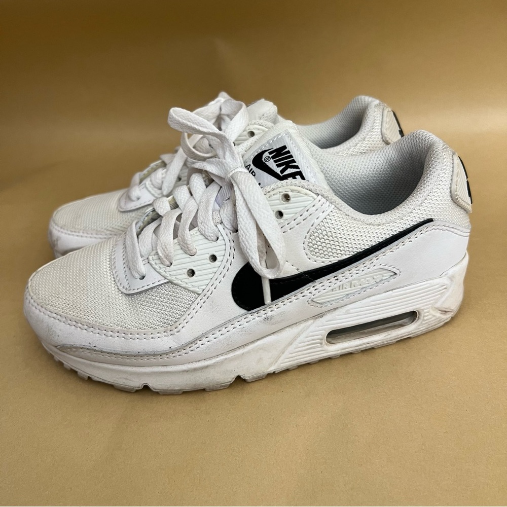 Nike Air Max 90 White Black Leather Mesh Low Top Sneakers Women’s 5 - Picture 6 of 11
